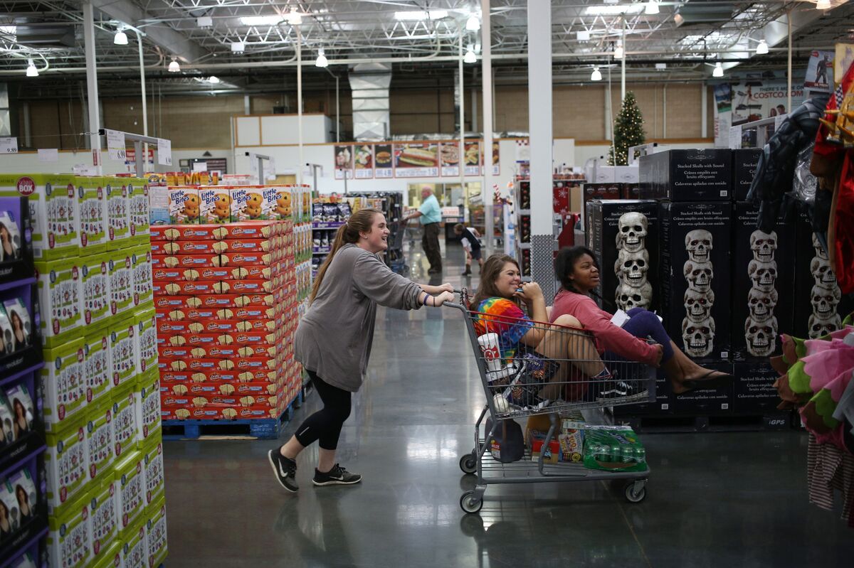 Costco Sparks Excitement In Madrid As Spaniards Spend Again Bloomberg