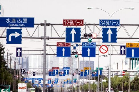 The Economy in 2013: Skip the Predictions, Look for These Signs