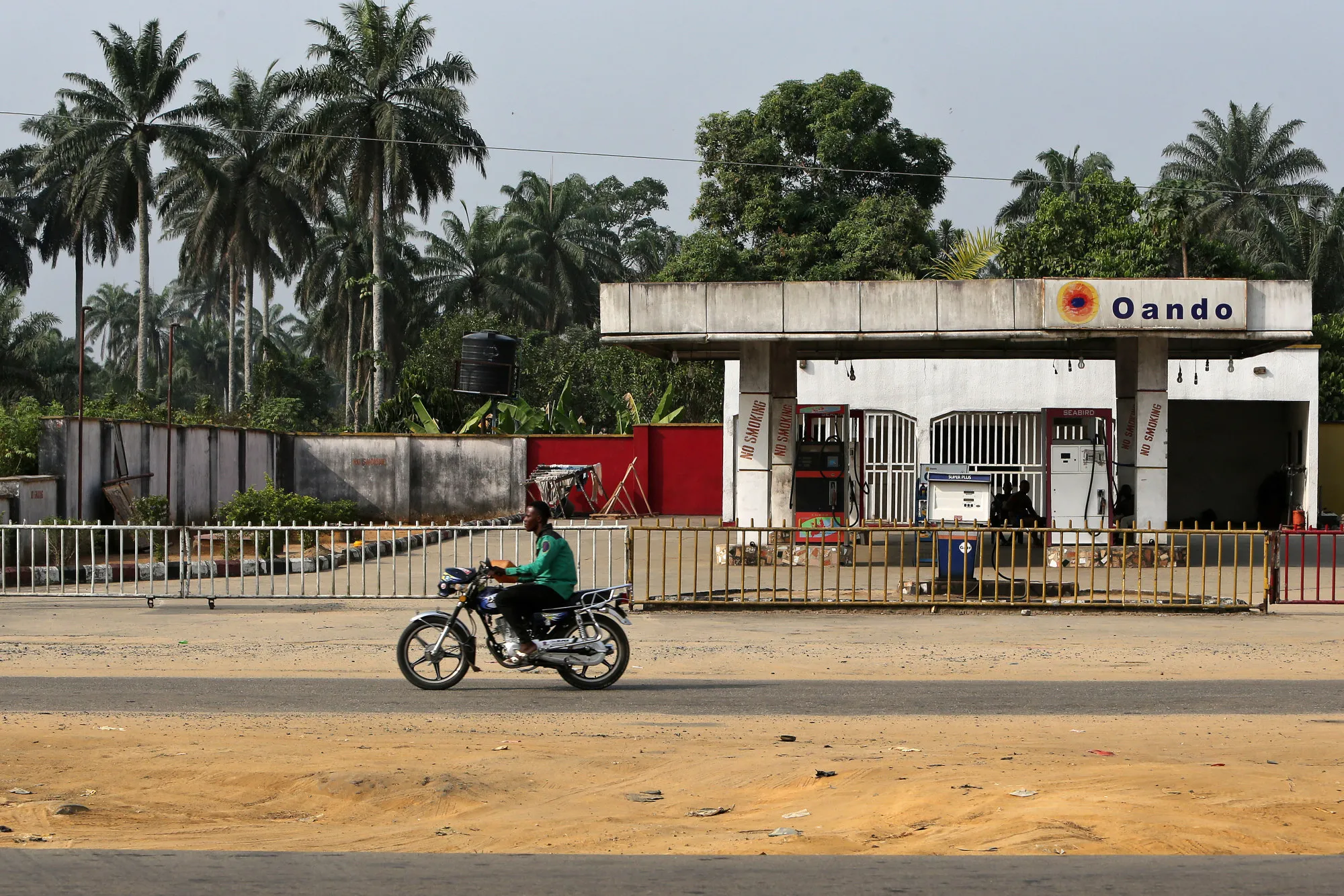 A closed Oando Plc gas station in Port Harcourt, Nigeria.