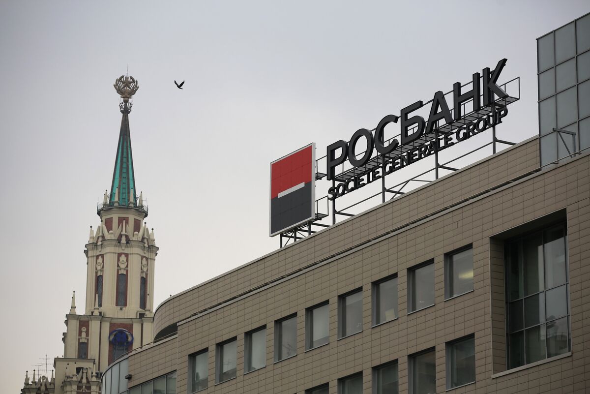 SocGen to Sell Stakes in Russian Holdings to Potanin’s Rosbank