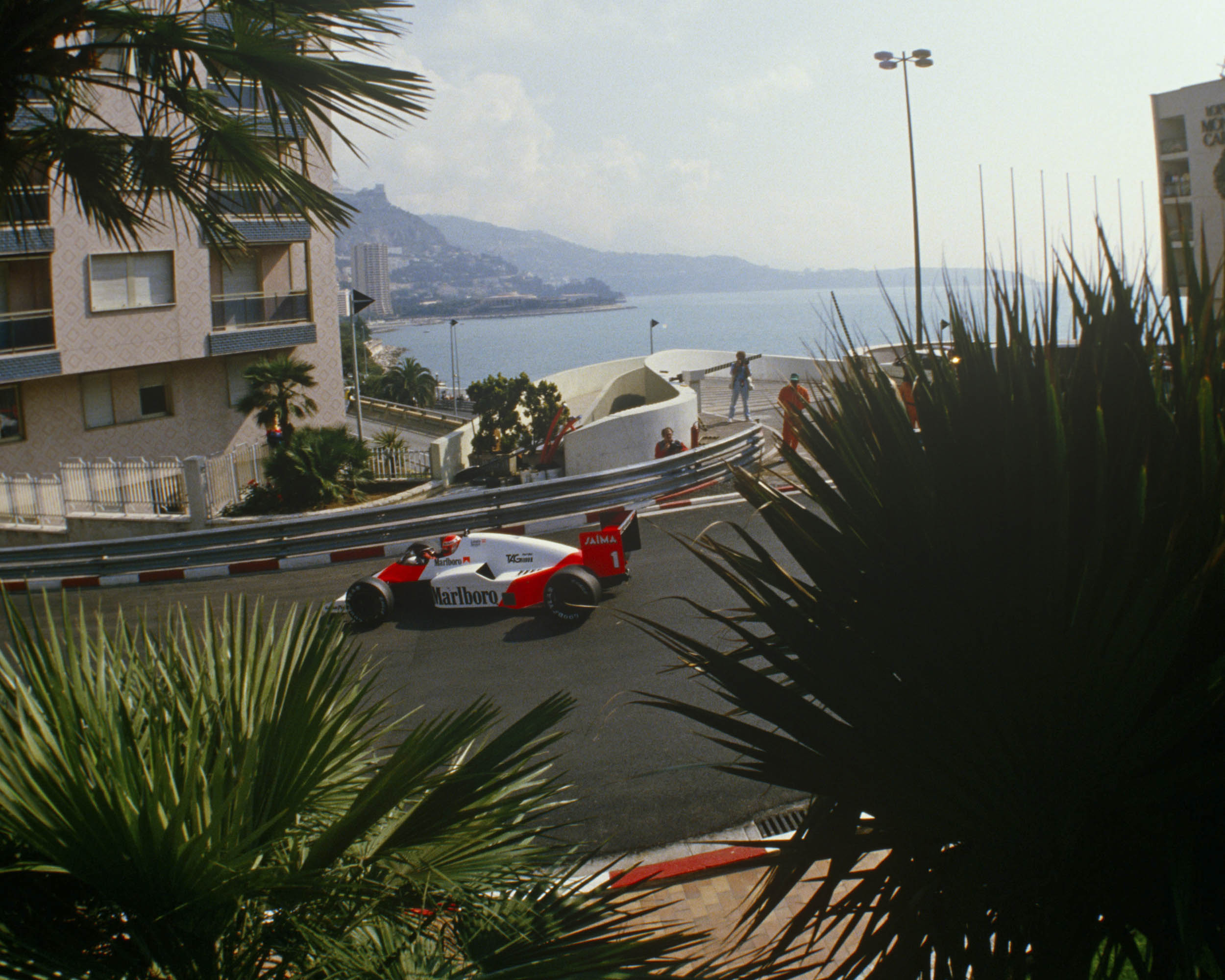 The Official Throphy Travel Case for The Formula 1 Grand Prix de Monaco -  EuropeanLife Media