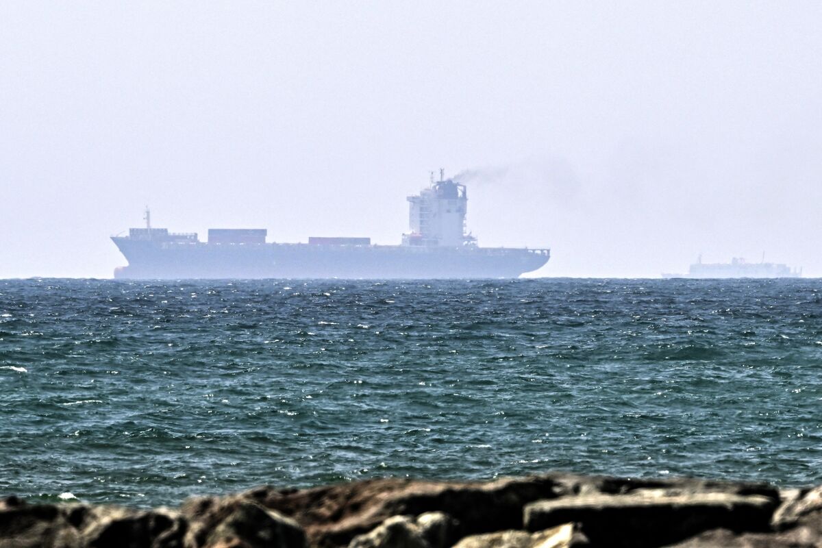Risks to European Ships Slow Commitment to Trump’s Hormuz Plan