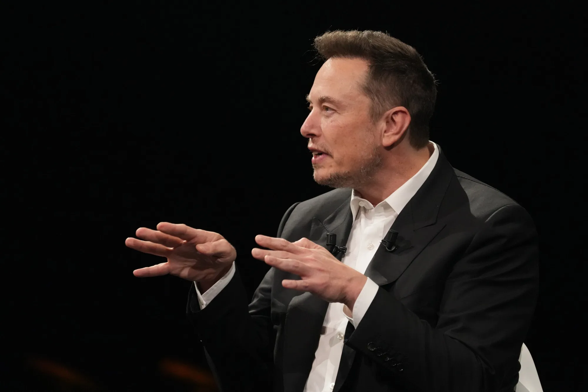 Musk's Robotaxi Needs to Come With a Time Machine - Bloomberg