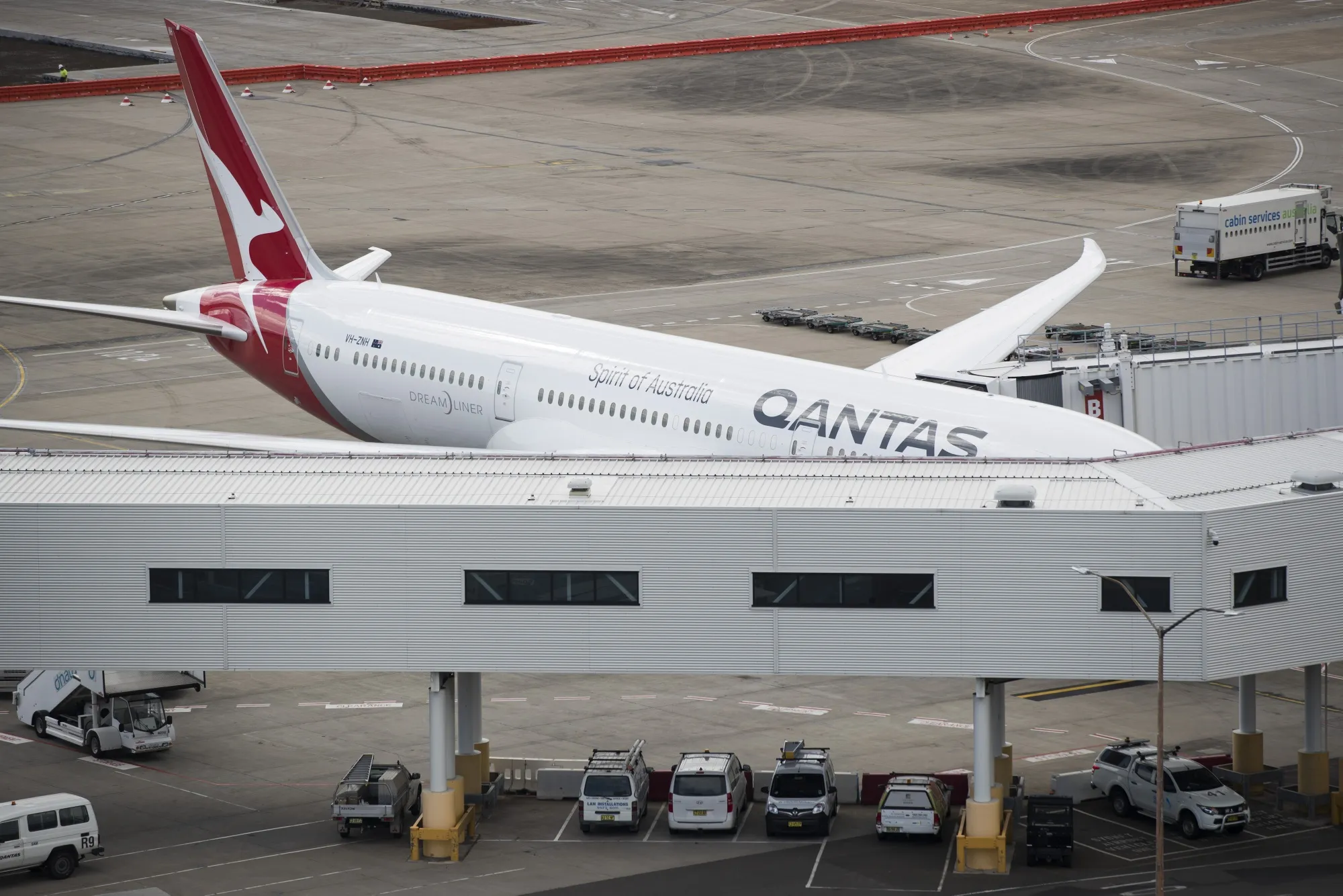 Australia Reopens Borders To Vaccinated Visa Holders