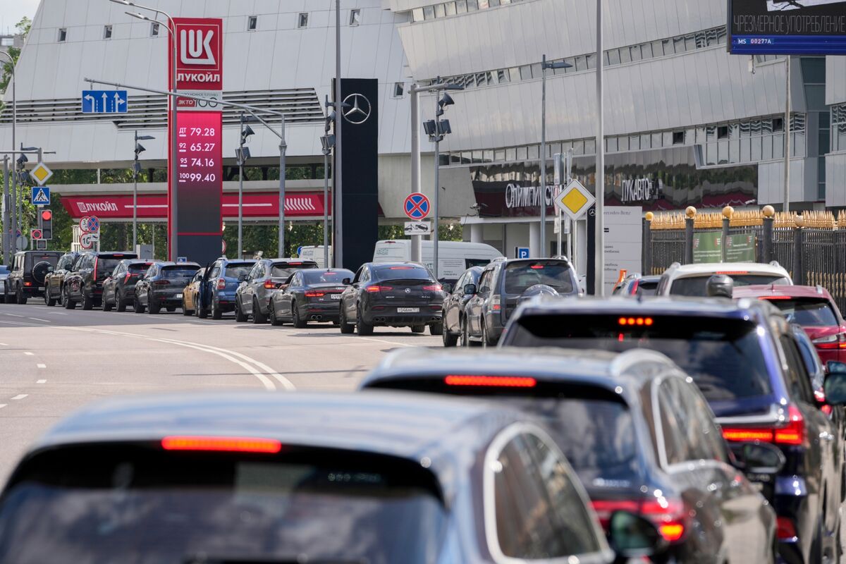 bloomberg.com - Russia Says It Will End Diesel Export Ban When Market Recovers