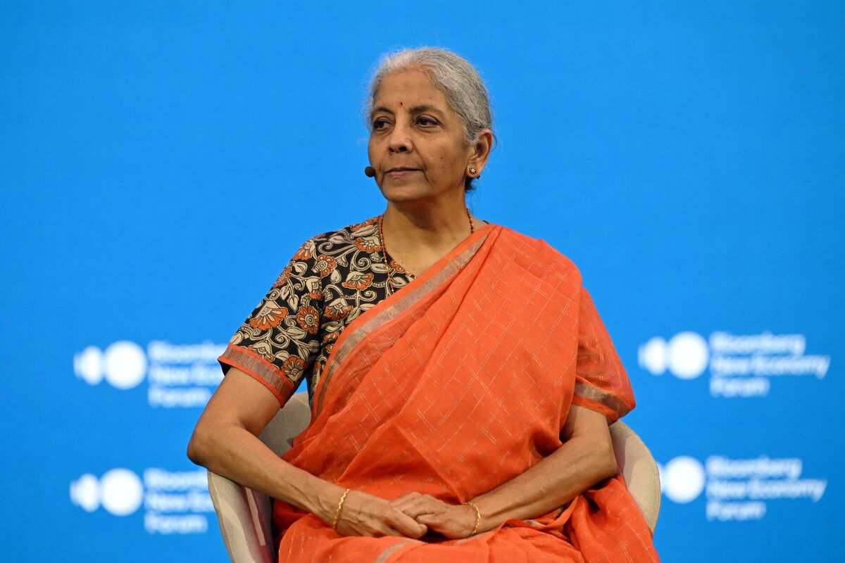 RBI Efforts to Curb Rupee Volatility to Continue, Minister Says