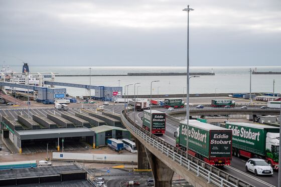 Britain Stages Mass Truck Jam to Prepare for No-Deal Brexit