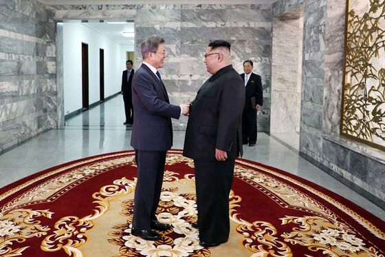 North, South Korea to Hold Further Talks After Kim, Moon Meet