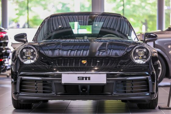 VW’s Potential Porsche Listing Signals Auto Upheaval Just Starting