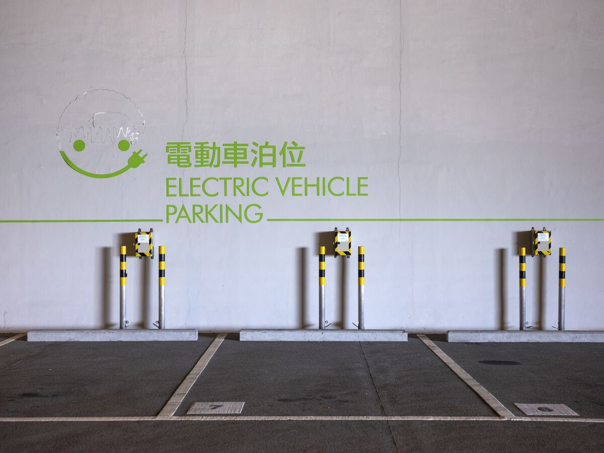 China Is Considering Cutting ElectricCar Subsidies Again Bloomberg