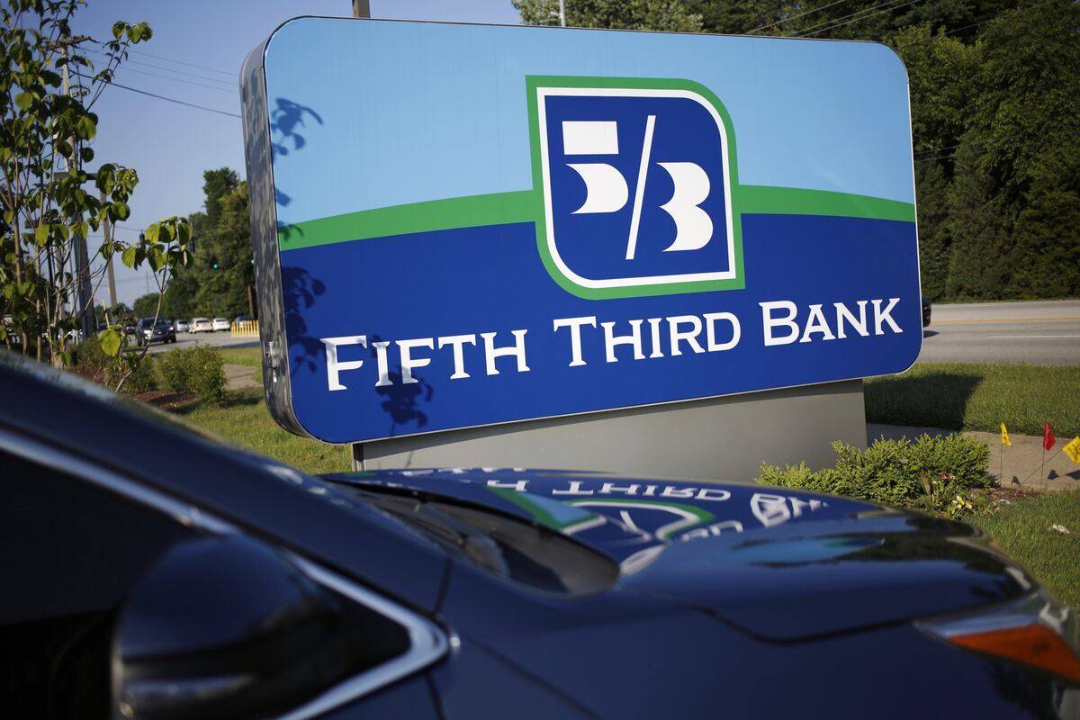 Fifth Third Flags $200 Million Hit on Alleged Borrower Fraud