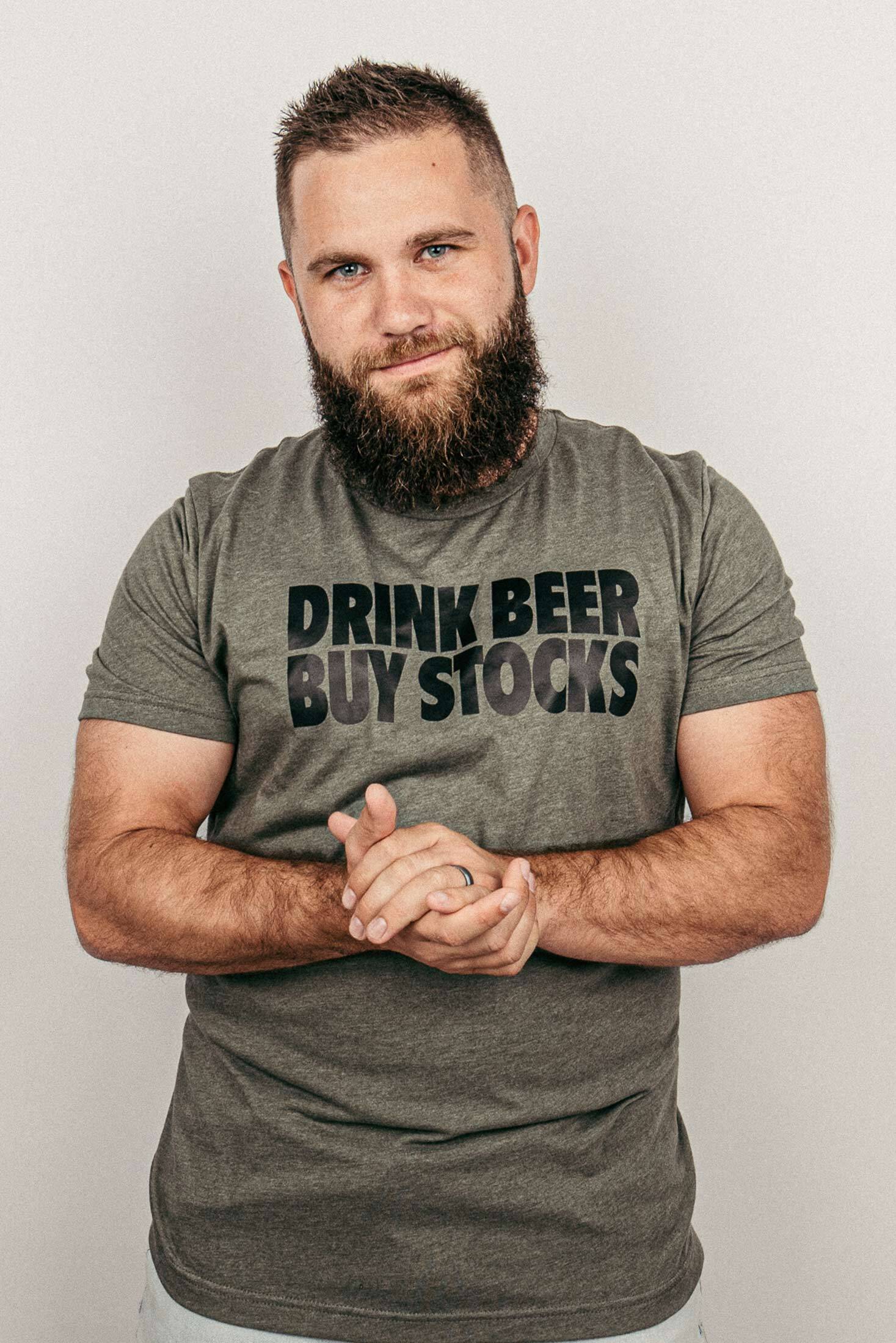 relates to Robinhood’s Addictive App Made Trading a Pandemic Pastime