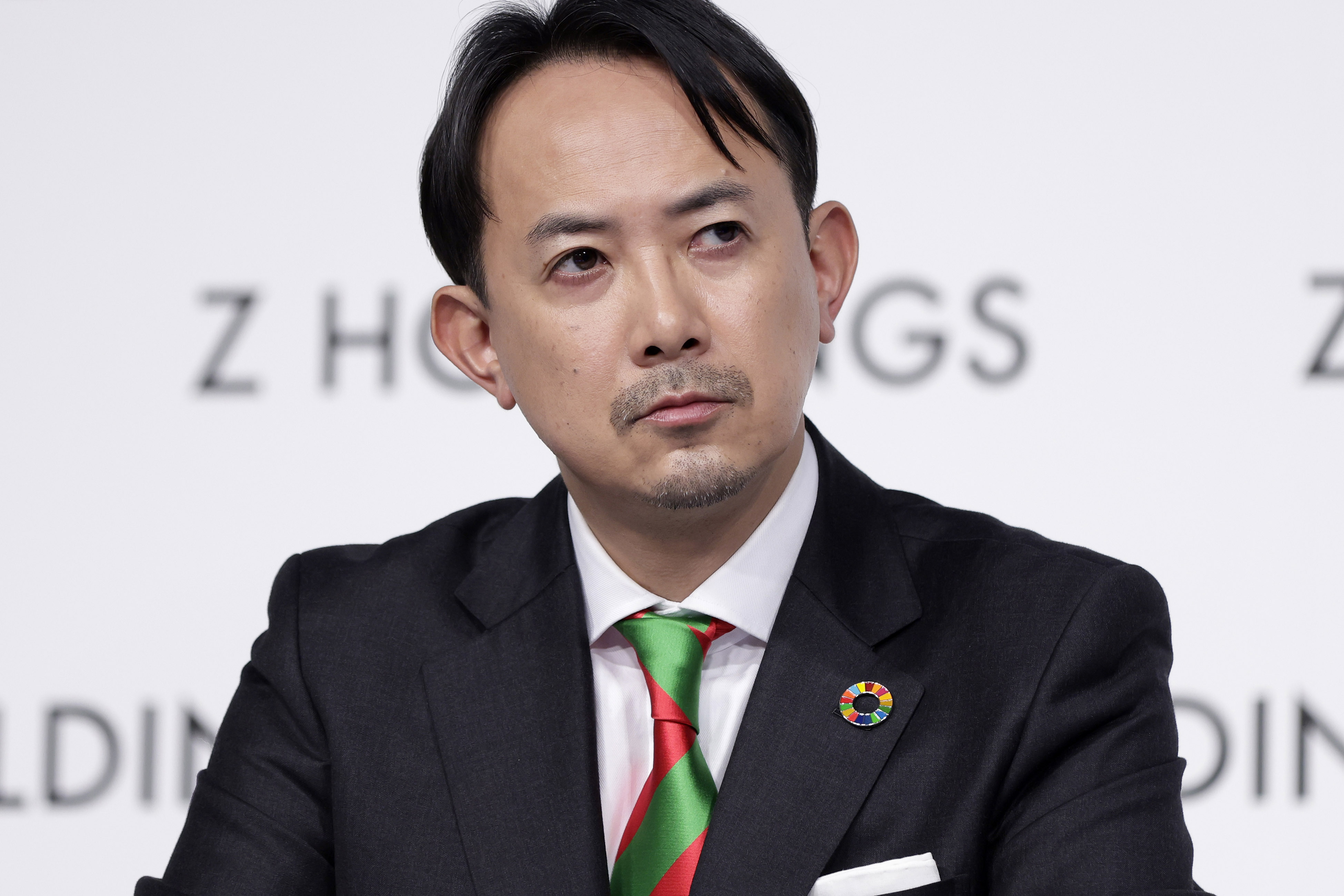 ZHD社長、債券など資金調達「極めて旺盛に」－AIで買収も