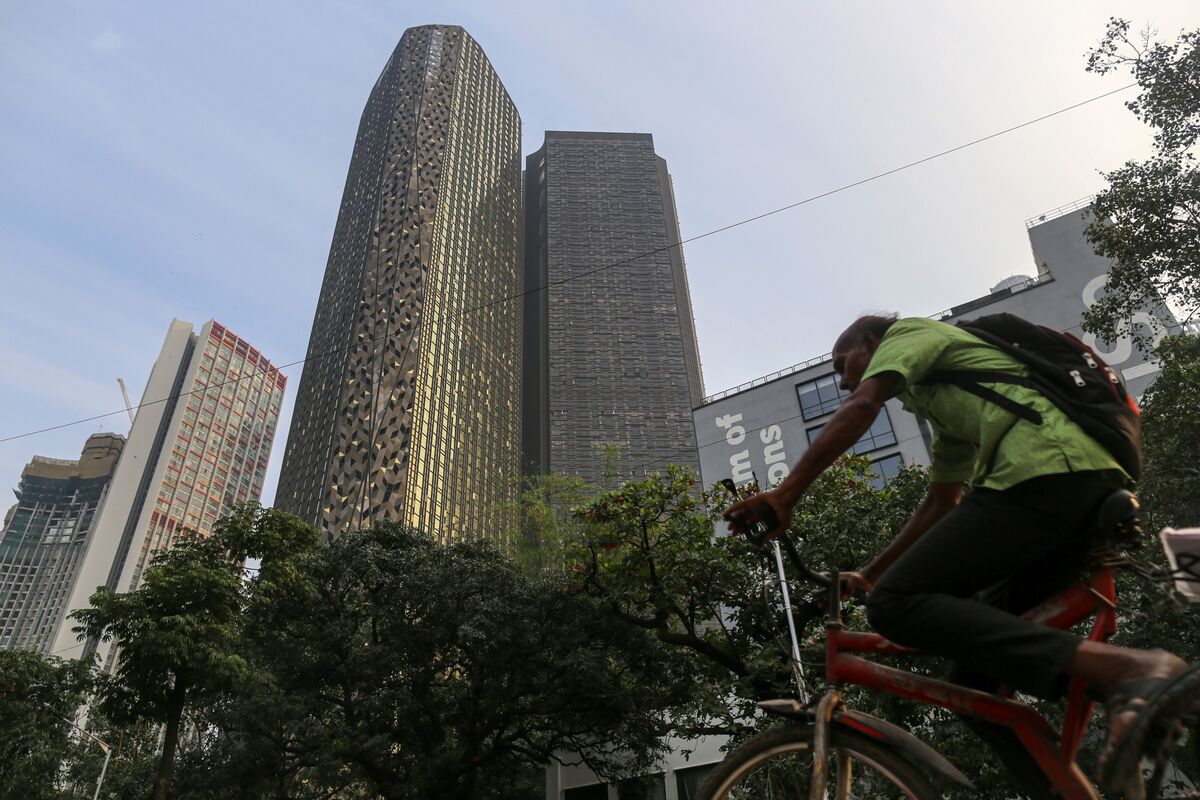 bloomberg.com - Menaka Doshi - India's Housing Boom Faces a Festive-Season Test