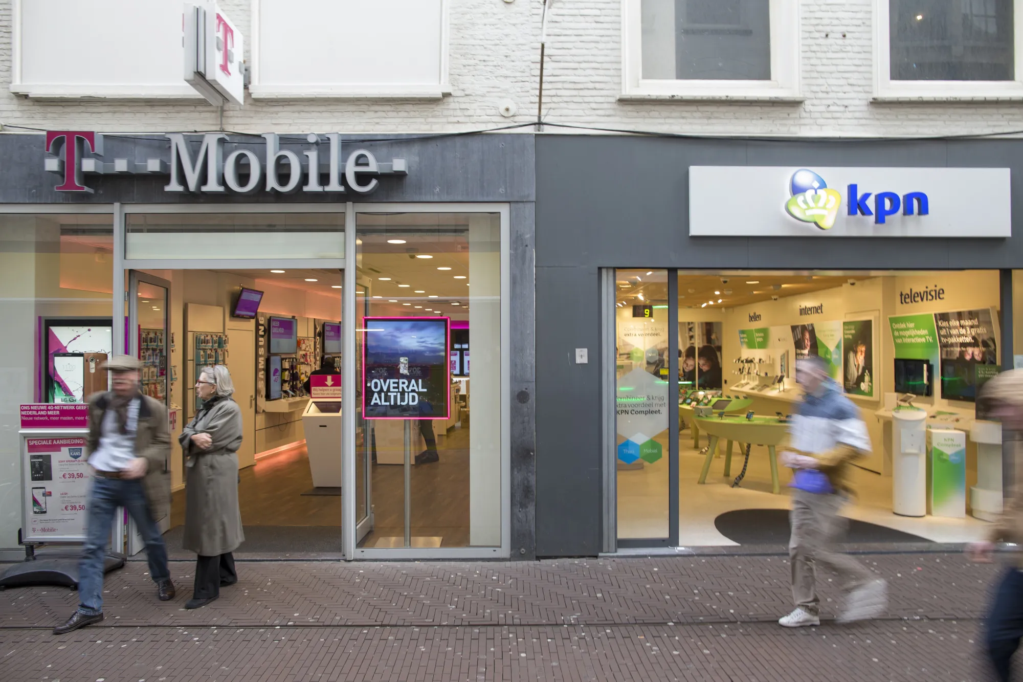 Deutsche Telekom Said to Start $5.3 Billion Dutch Unit Sale - Bloomberg