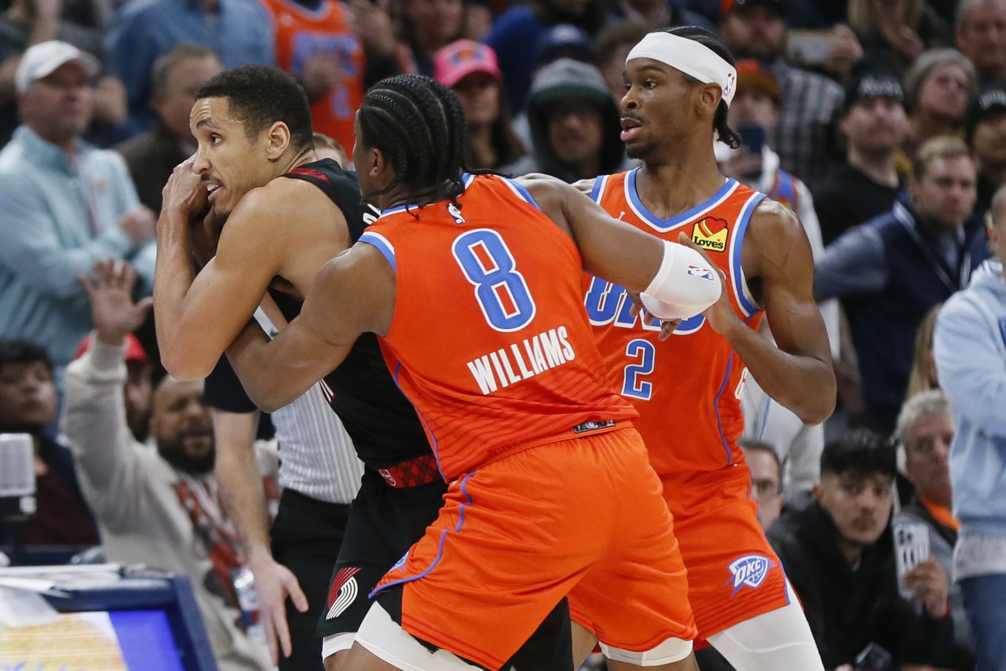 Shai Gilgeous-Alexander Scores 33 Points To Lift Thunder To 111-109 Win ...