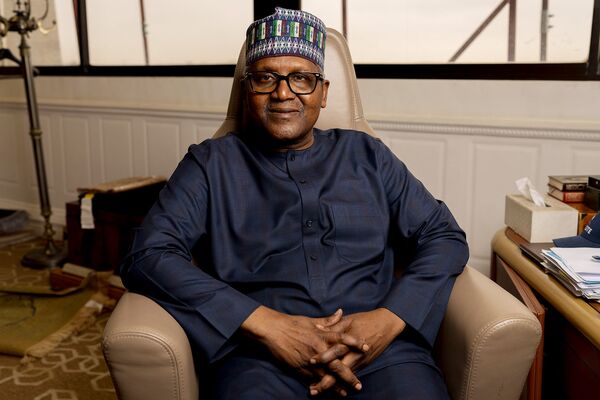 Africa's Richest Man Is in the Running to Be Nigeria’s Rockefeller