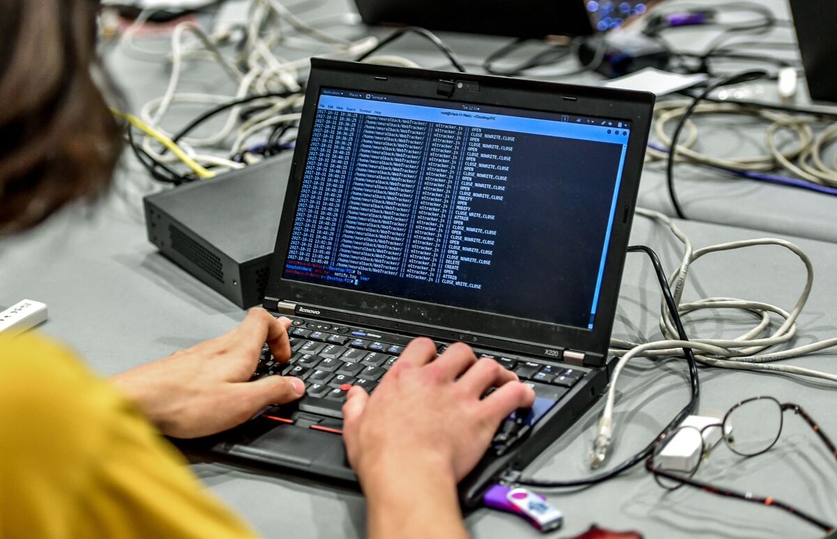 Inferact, founded by the creators of vLLM to create a commercial AI product for cross-hardware efficiency, raised a $150M seed led by a16z at an $800M valuation (Agnee Ghosh/Bloomberg)