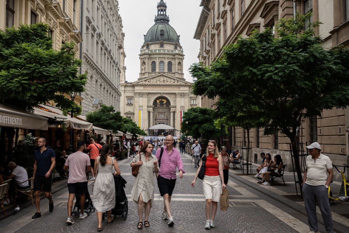 Hungary Faces Extremely Tough Budget Path, Premier Magyar Warns