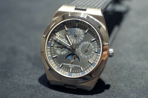 Thin, beautiful, and extremely versatile. Vacheron Constantin created a real winner.
