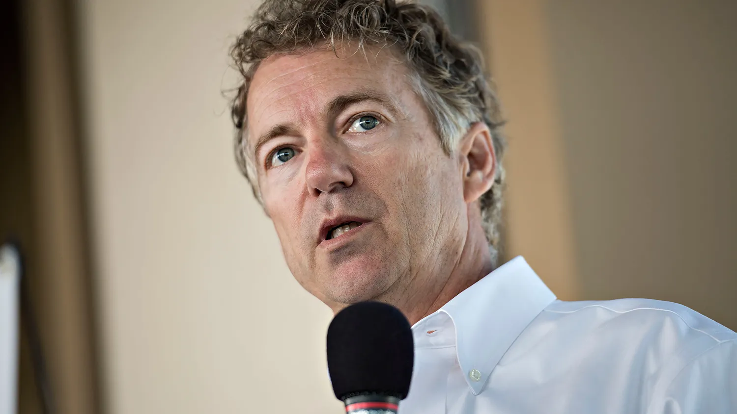 Senator Rand Paul, a Republican from Kentucky and 2016 U.S. presidential candidate, speaks during a campaign event in Davenport, Iowa, U.S., on Thursday, May 28, 2015.
