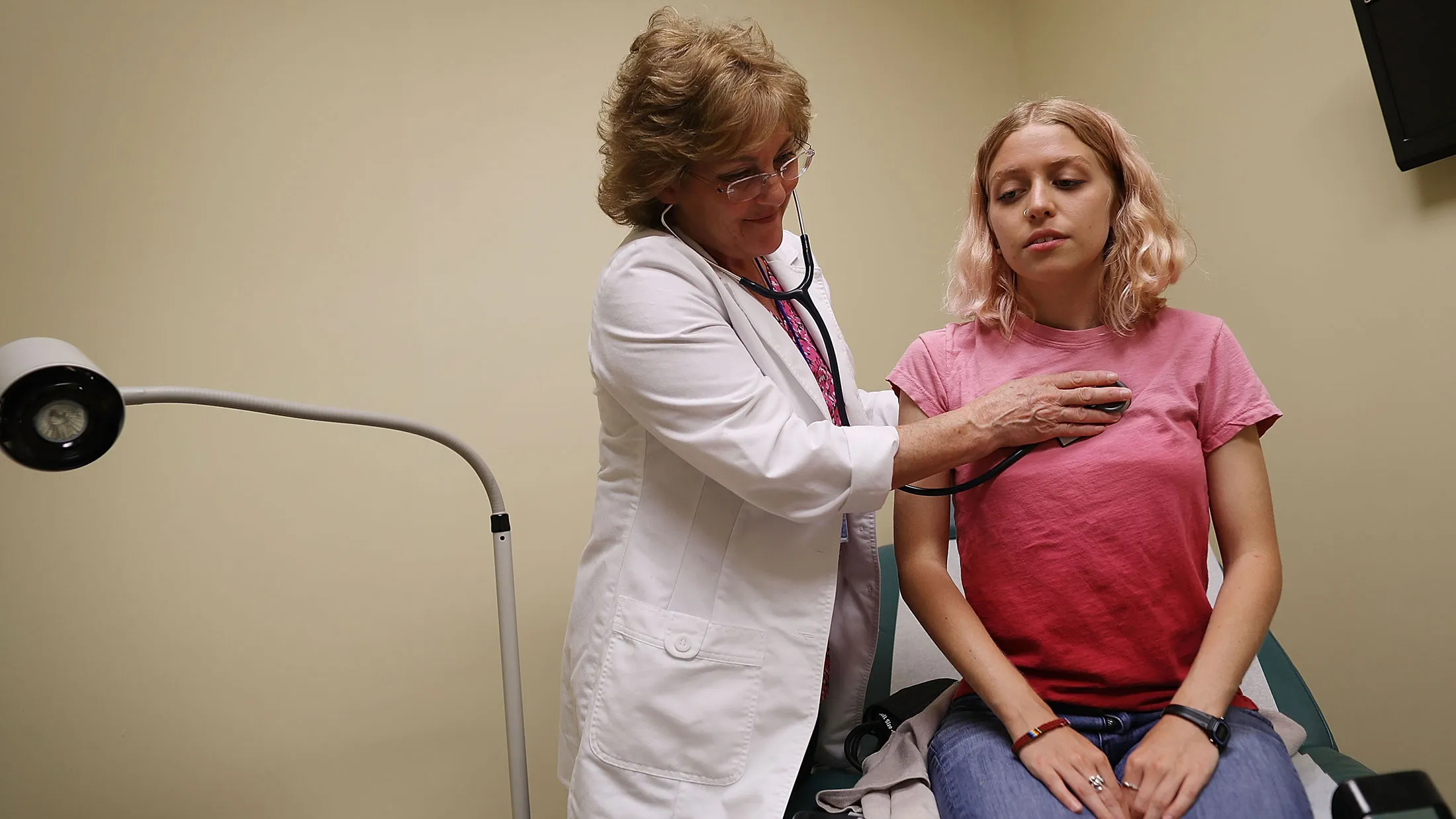 A patient visits an advanced registered nurse practitioner for a health checkup at a Planned Parenthood clinic on April 14, 2017, in Wellington, Florida.
