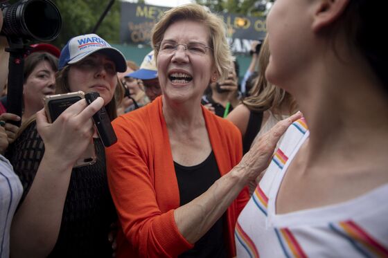 Warren Named as No. 2 Choice Among Democrats: Campaign Update