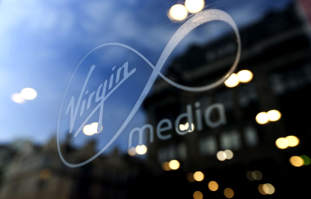 Virgin Media Bonds Slide Deeper Into Distress on Snagged Deal