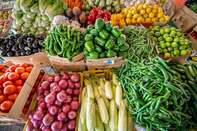 Vegetable market Abu Dhabi - Vegetable market Abu Dhabi - United Arab Emirates - Colorful produce in baskets to be sold in market