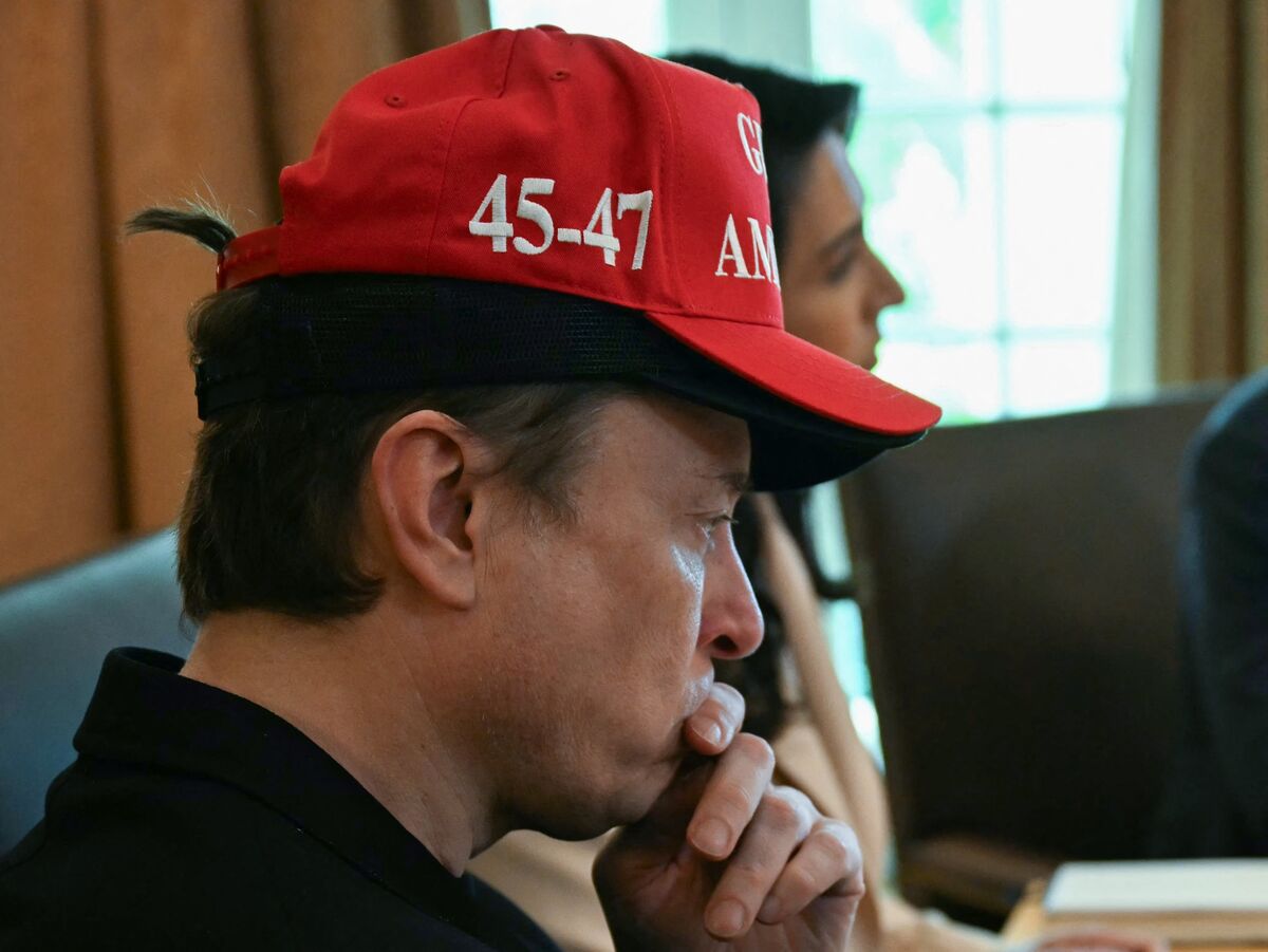 🟪"Elon Musk e i Tagli Illusori al Bilancio Federale"