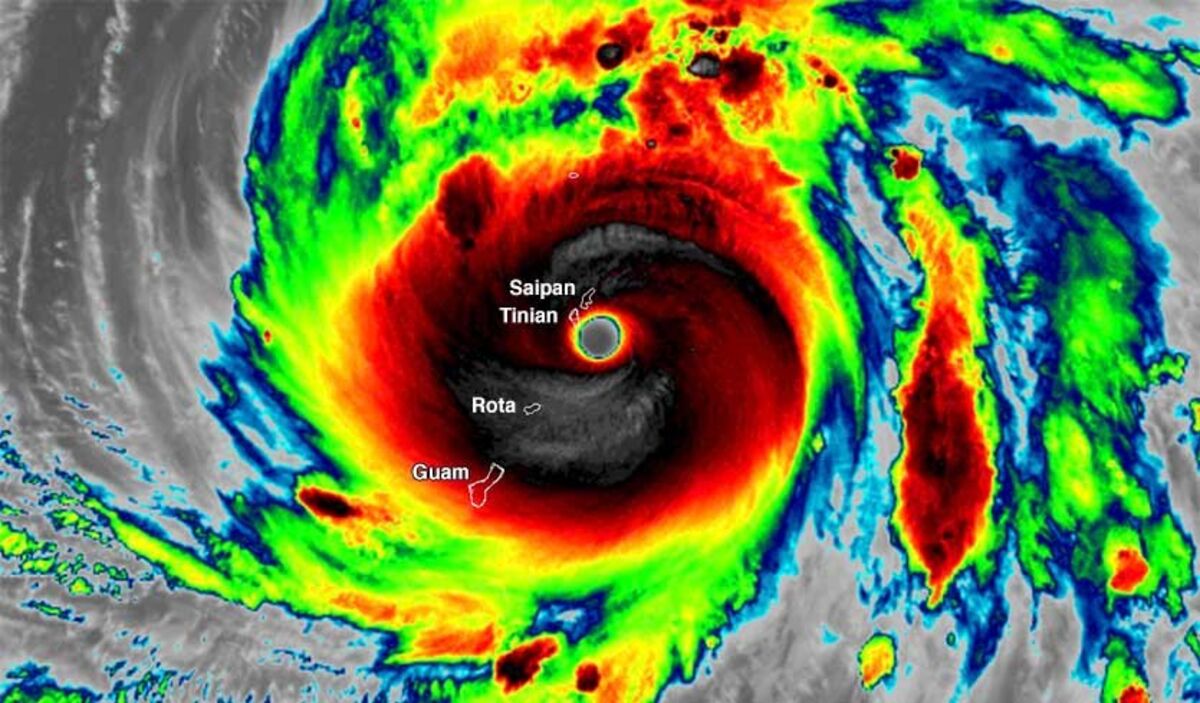 Super Typhoon Yutu Is Strongest Storm to Hit Saipan in 68 Years - Bloomberg