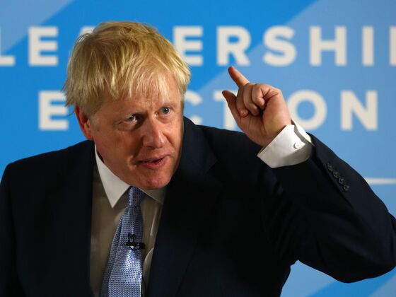 Johnson Keeps Option Open of Suspending Commons: Brexit Update