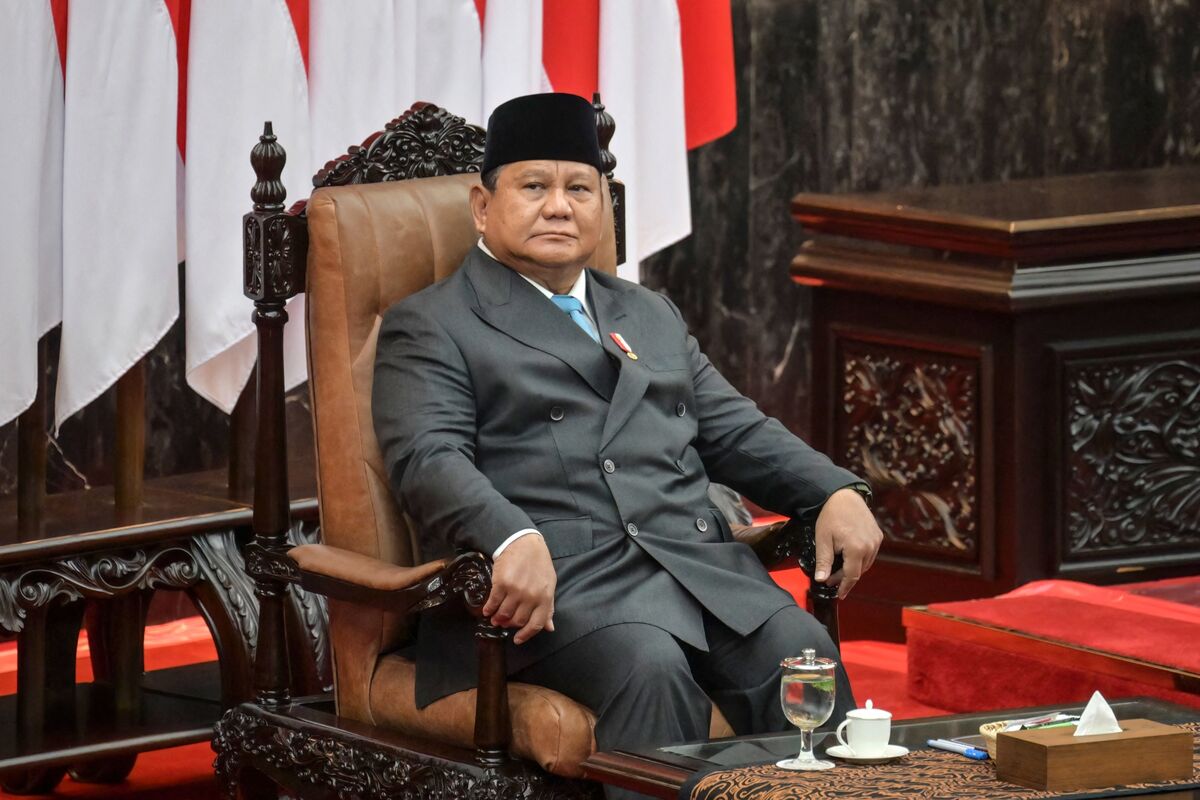 Prabowo’s Biggest Crackdown on Tycoons Shocked His Own Officials