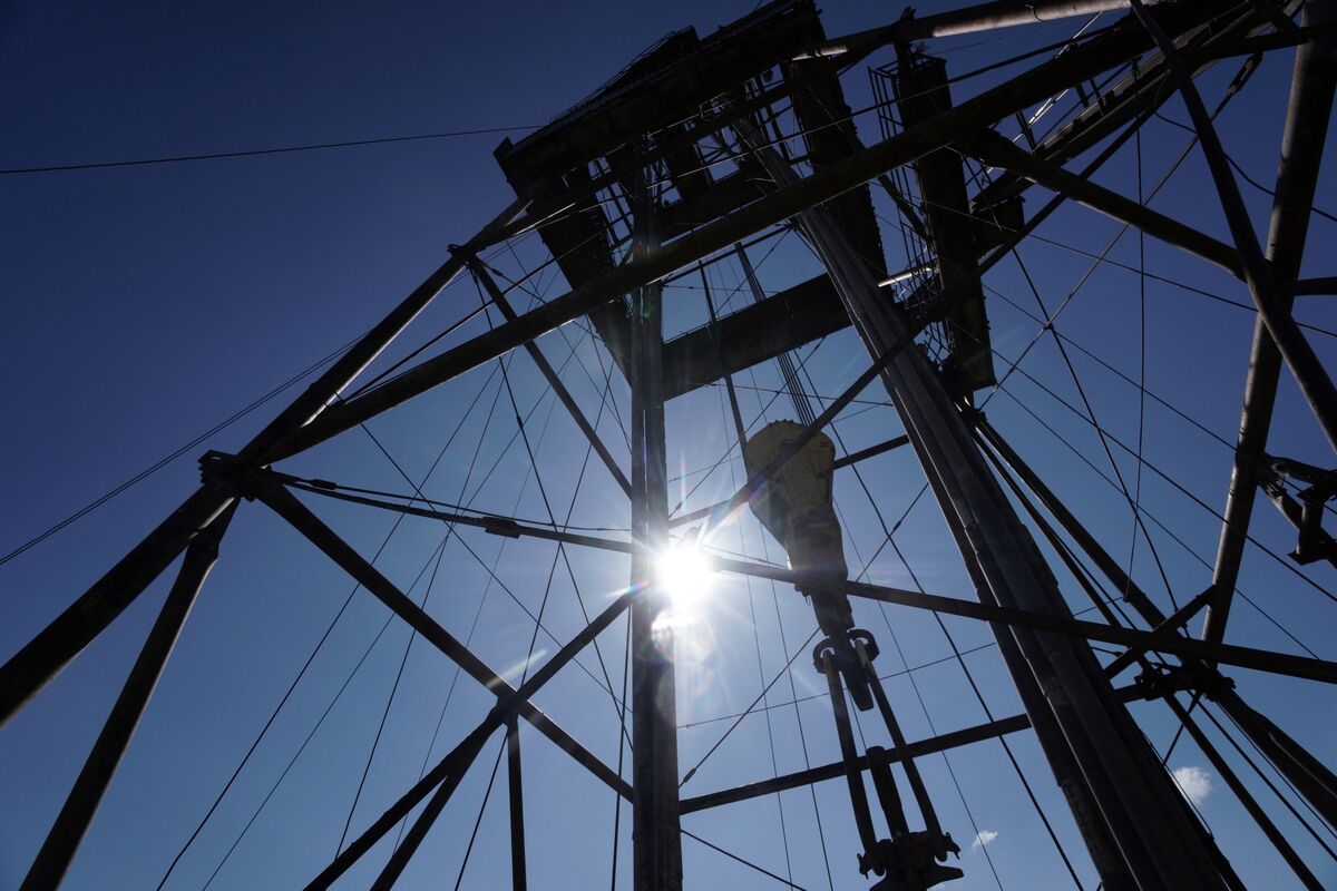 bloomberg.com - Alfred Cang - Uganda to Become World's Newest Oil Exporter With Pearl Sweet