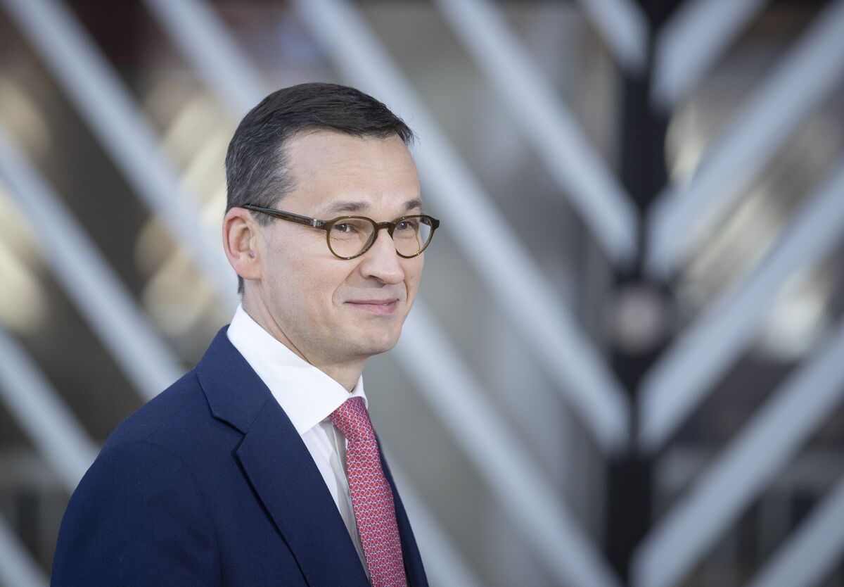 Polish Prime Minister Wins Confidence Vote - Bloomberg