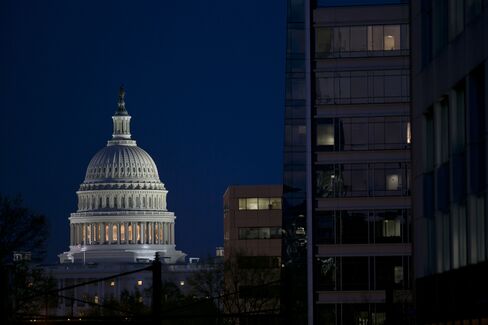 Contract Spending by U.S. Falls Most Since ’97, BGOV Study Shows