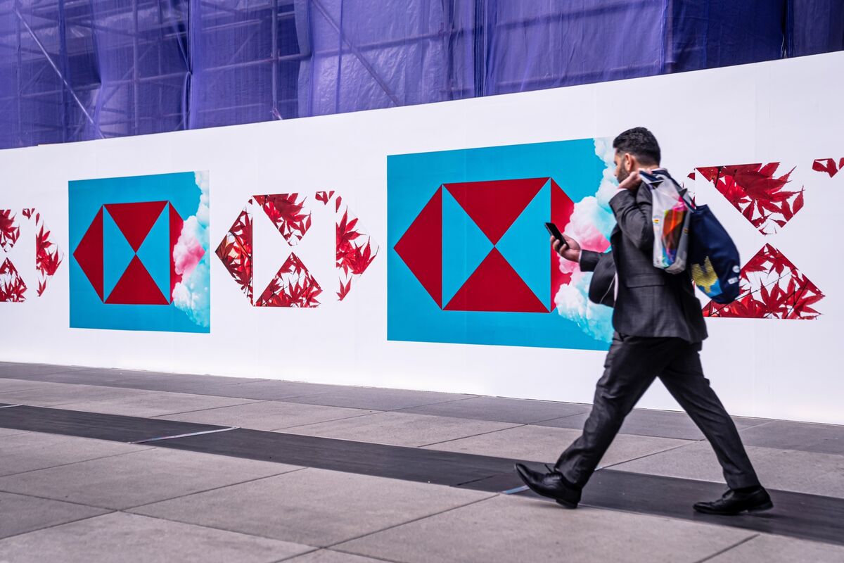 HSBC Uses Leverage to Win $5.5 Billion in India Forex Deposits