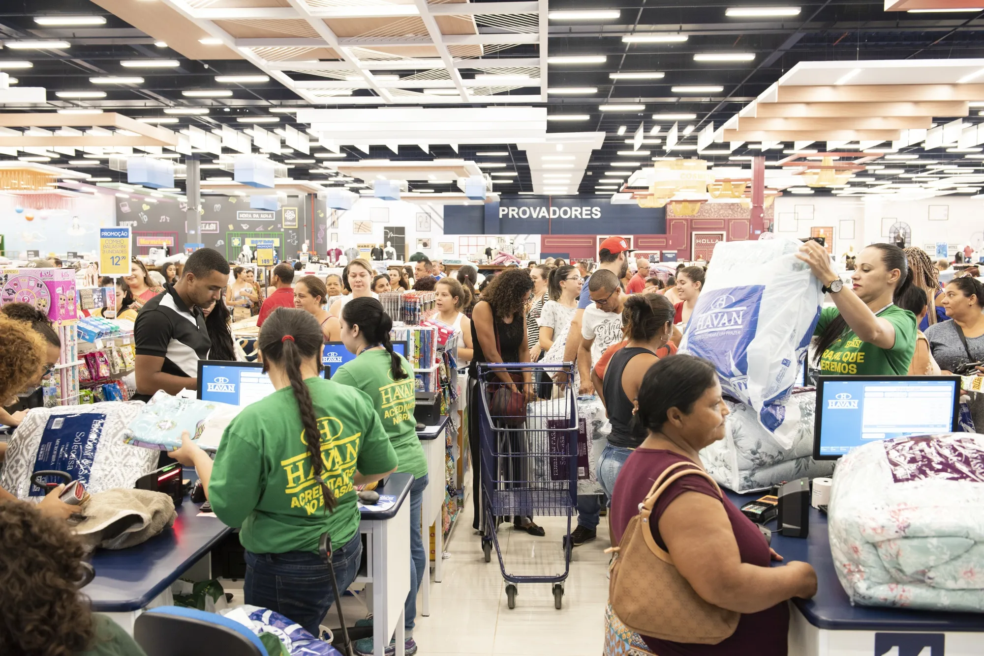Grupo Havan Co-Founder Luciano Hang Celebrates Opening Of New Retail Store