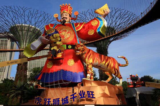 Lunar New Year Looks Lucrative for Singapore Restaurants