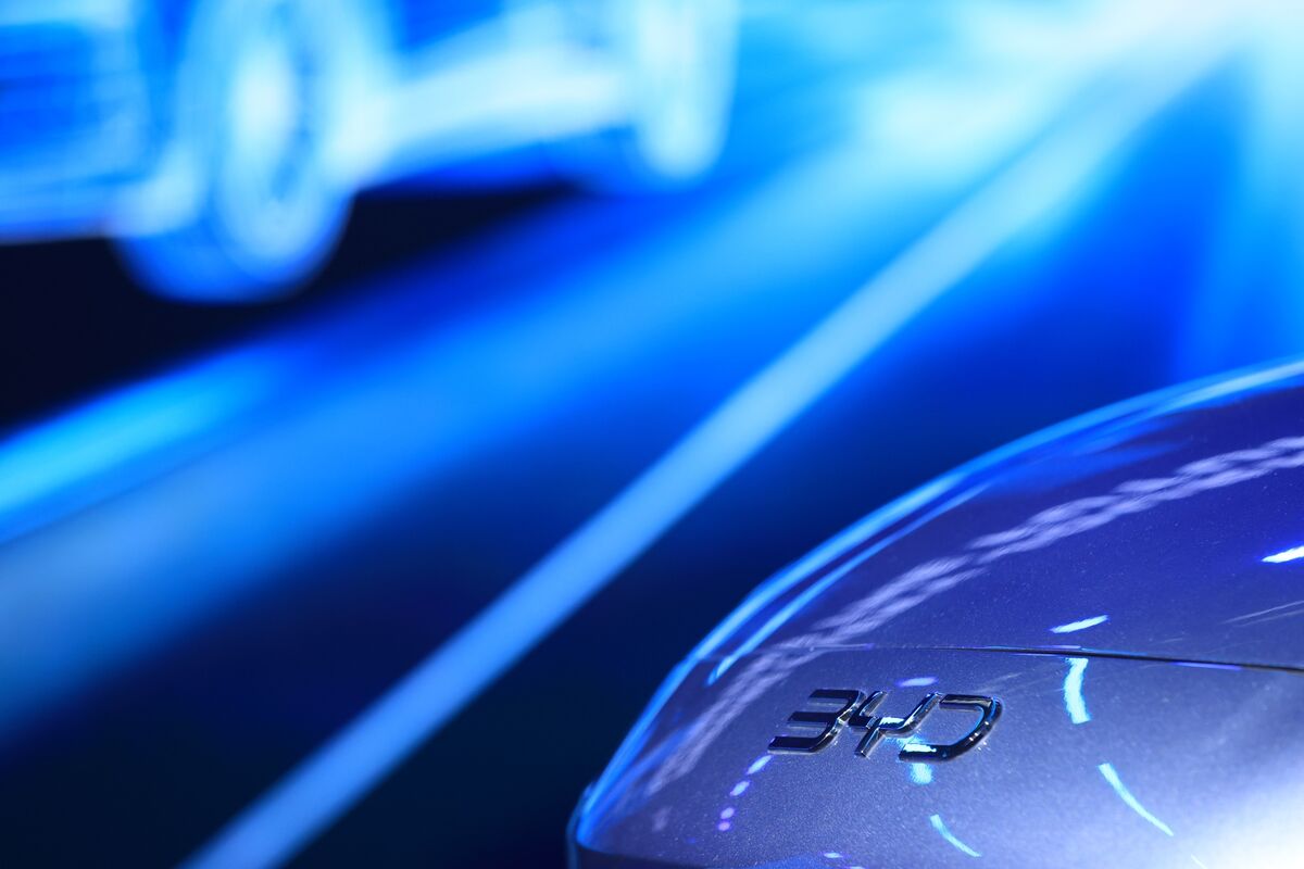 bloomberg.com - Jamie Nimmo - UK Electric Vehicle Sales Rise to Record High Amid Fuel Price Rise