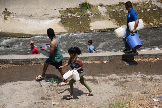 Fatigue Sets In as Venezuela Opposition Tries to Rally Crowds