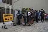 Bolivians Continue To Queue Outside Central Bank As Shortage Of Dollars Hit Providers 