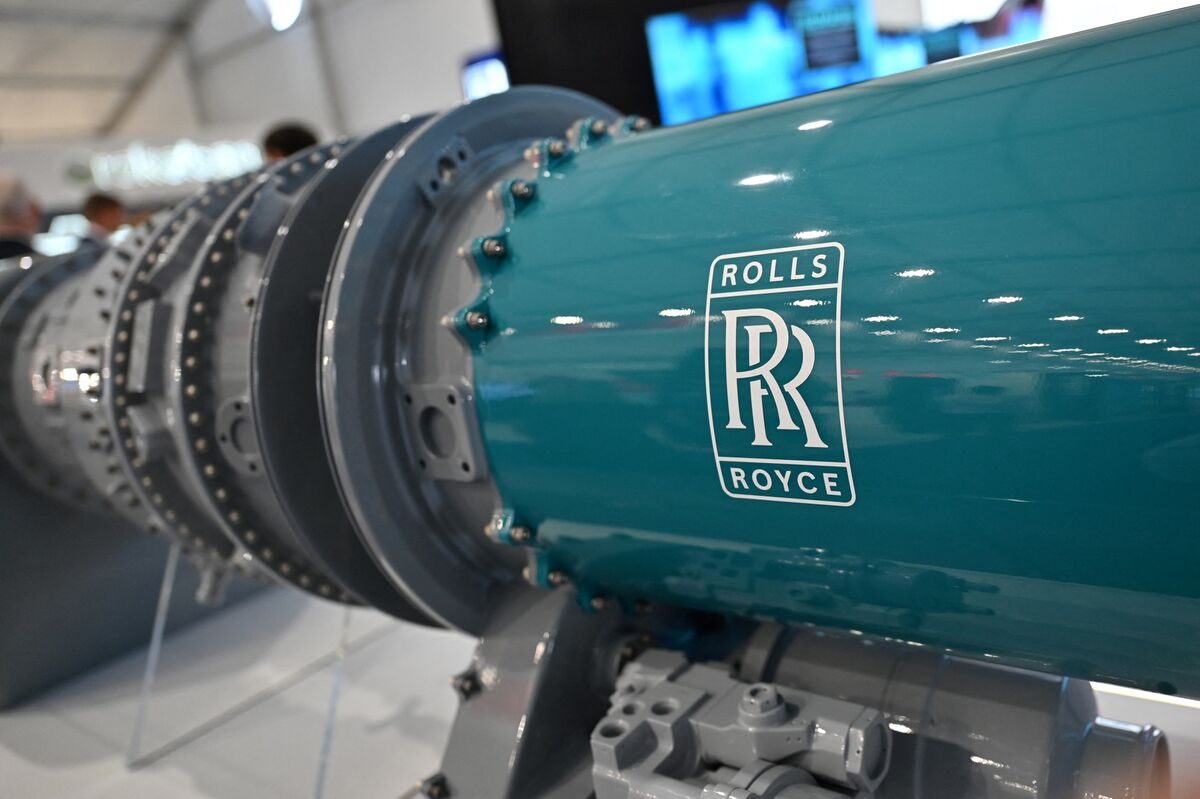 RollsRoyce Regains InvestmentGrade Rating Amid CEO Turnaround Bloomberg