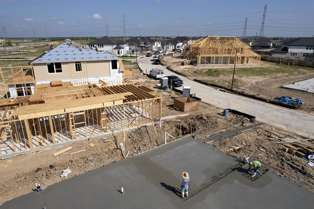bloomberg.com - Christine Maurus - The Pain Keeps Piling Up for the US Housing Market