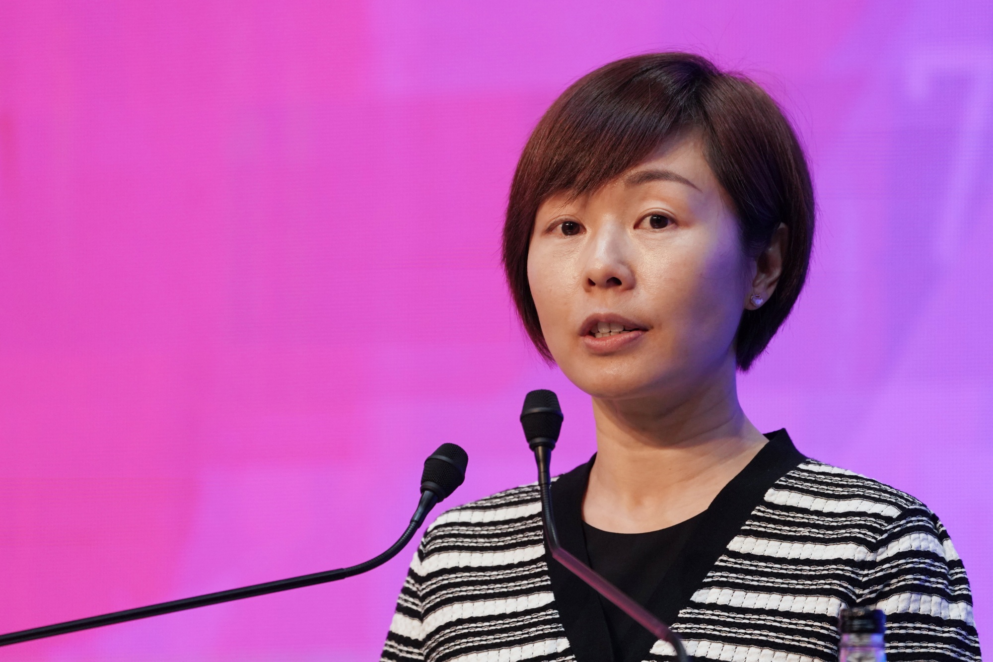 Hong Kong to Name HKMA's Clara Chan CEO of New 8 Billion Greater China Fund Bloomberg