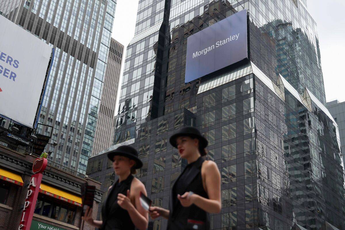 Morgan Stanley Joins Wall Street Rivals With Stock-Trading Boon