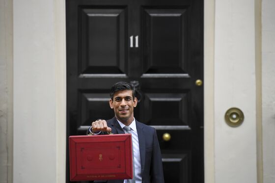Sunak Plots Tax Raid to Plug U.K. Deficit, Risking Tory Rage