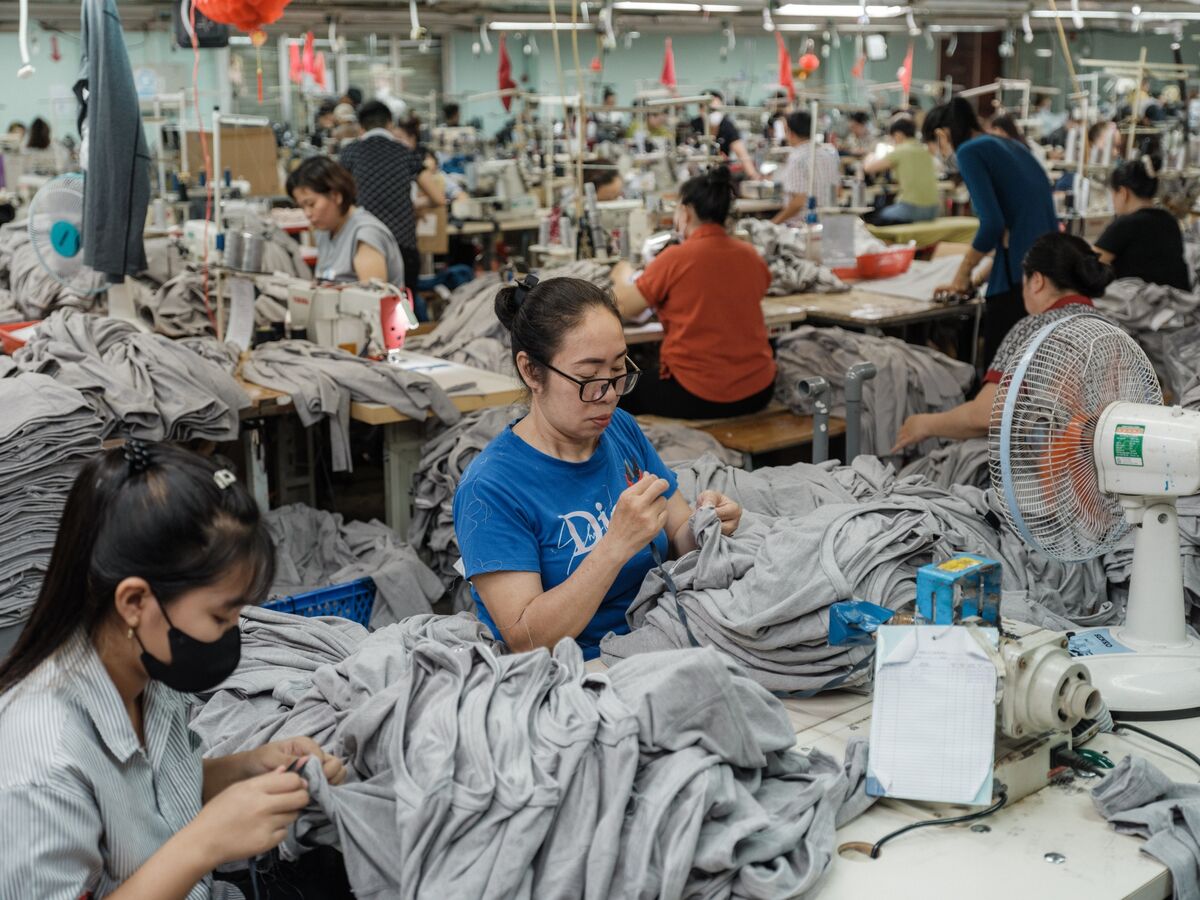 Southeast Asia’s Factories Ramp Up on Robust Domestic Demand