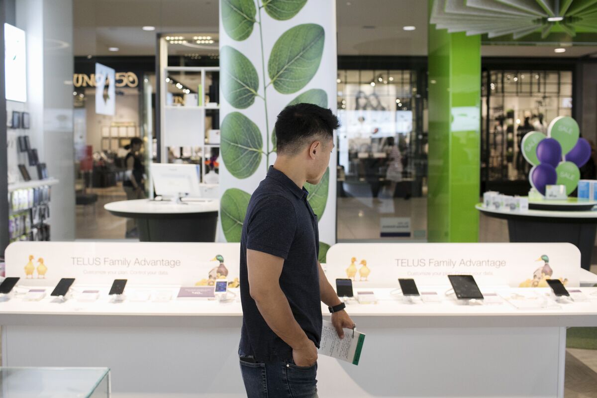 Store at Toronto Eaton Centre closed after employee tests positive for  COVID-19