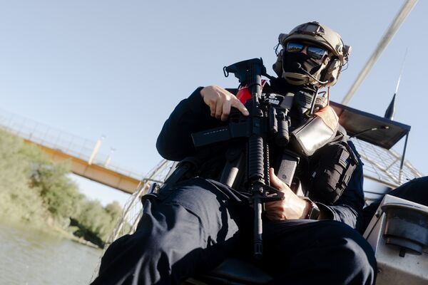 Coast Guard Patrols Rio Grande While Border Agents Hit US Cities